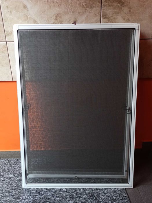 Moskitiera na okno aluminiowa wymiar wewnętrzny 710x1000mm