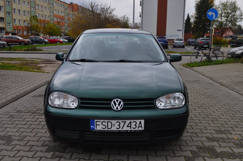 Volkswagen Golf 1.4 80KM BENZYNKA 5d zarejestrowany F.Vat wymieniony rozrząd
