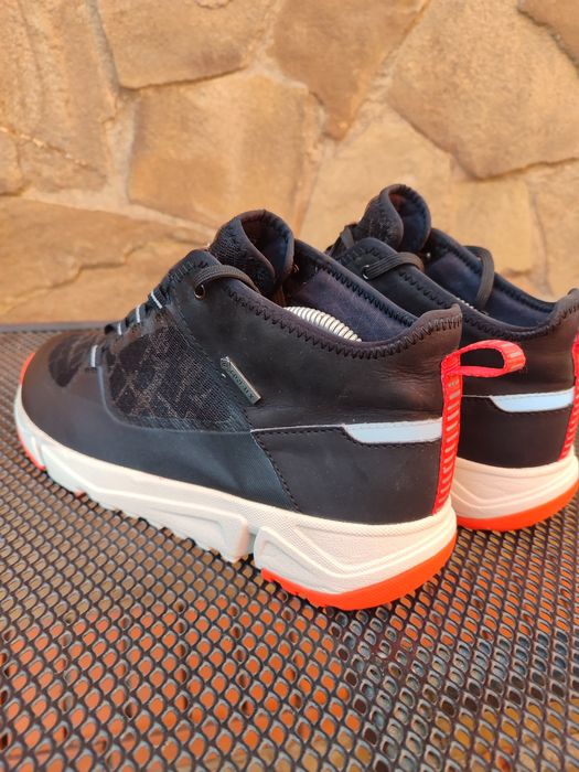 Кроссовки Clarks Gore-tex 41 размер (оригинал)