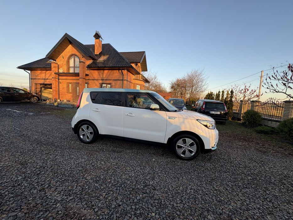 Kia Soul EV 2015