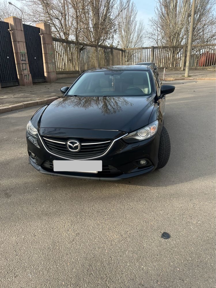 Автомобіль Мазда Mazda 6