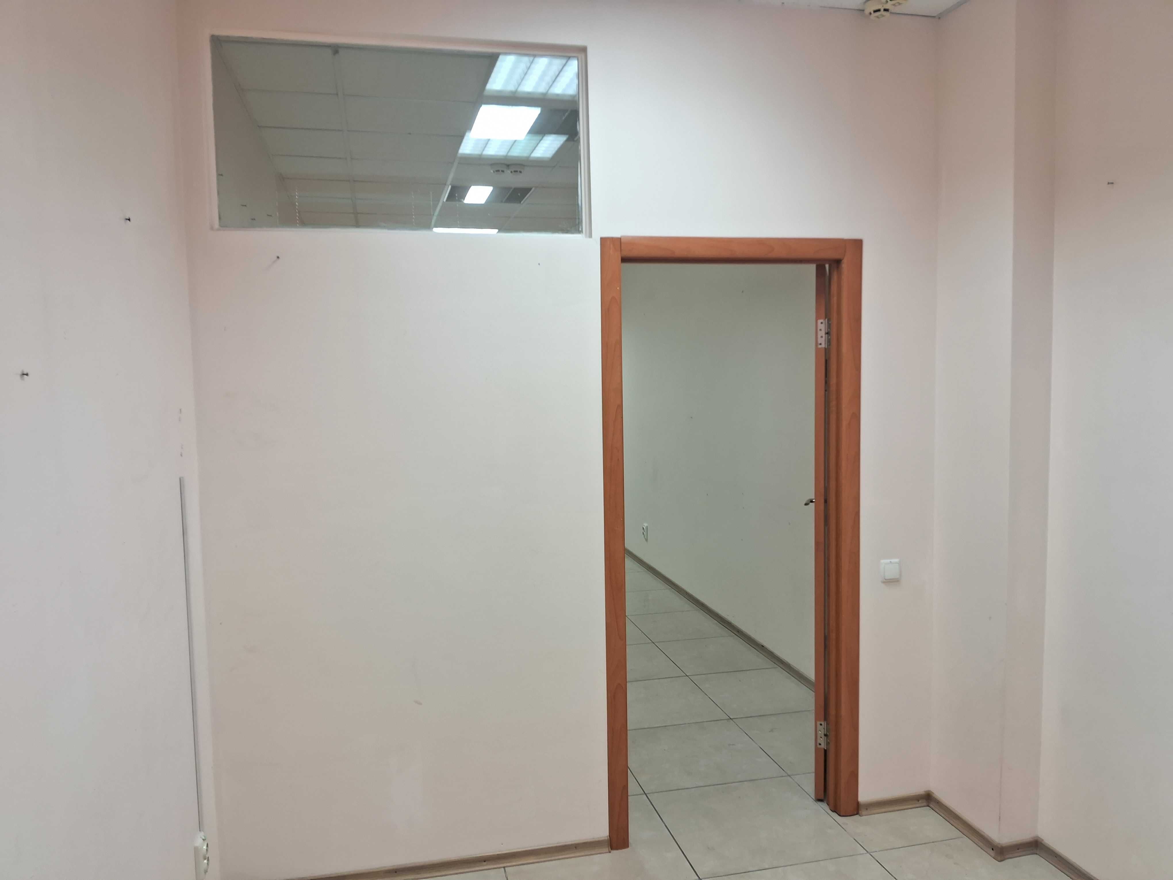Сдам офис общей пл.24 кв.м. ж/м Победа4 , 9600 грн