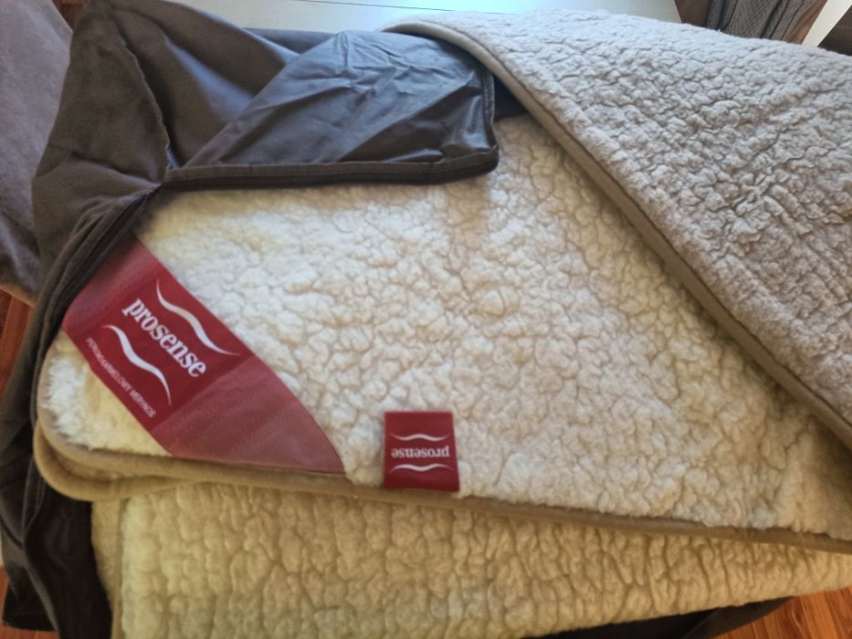 Komplet 2x kołder 135x200 2x poduszek 40x75 Prosens Woolmark Merynos