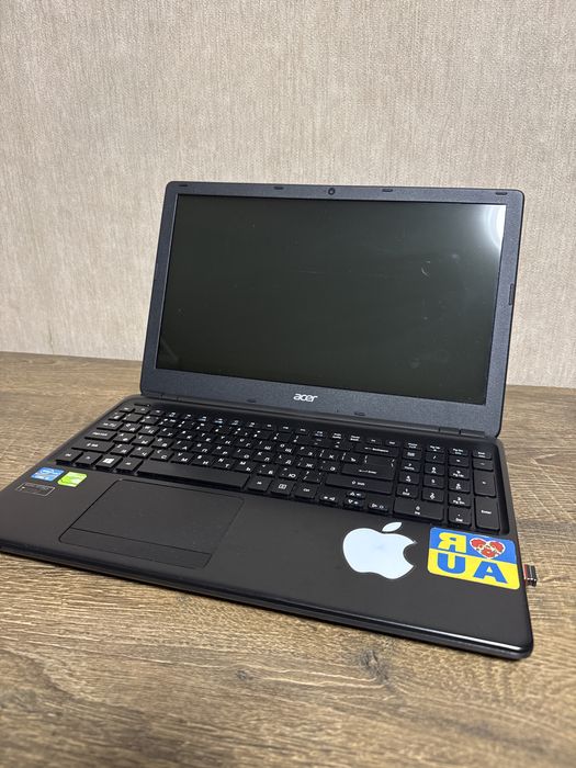 Ноутбук Acer Aspire E1 model Z5WE1