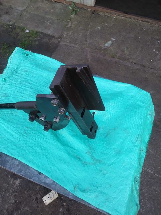 ręczne nożyce do cięcia blachy