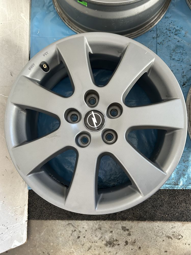 198 Felgi Aluminiowe OPEL INSIGNIA R 17 5x120 Bardzo Ładne