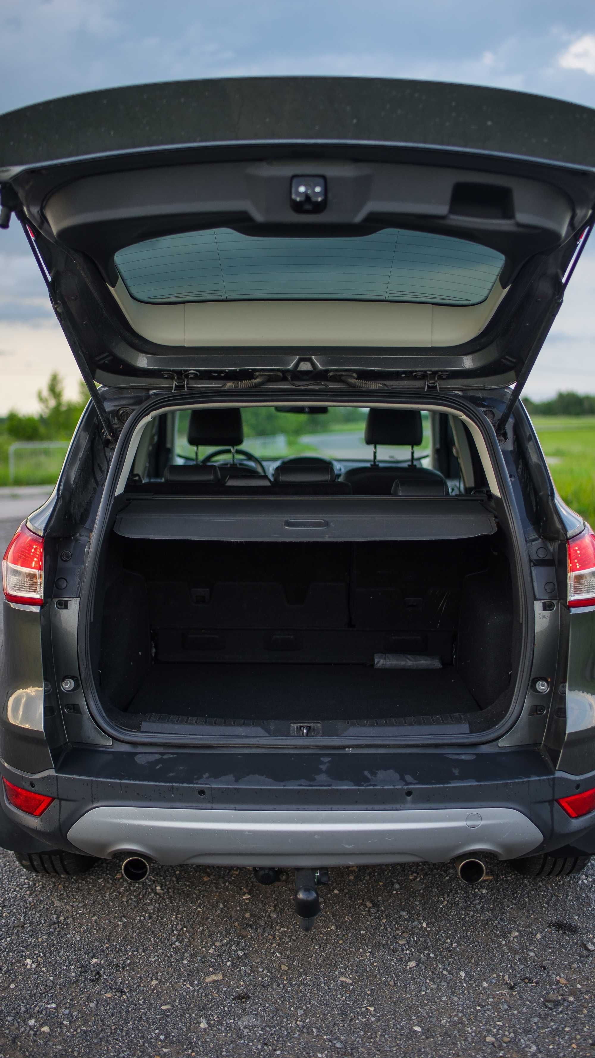 Ford Kuga Super Stan!!