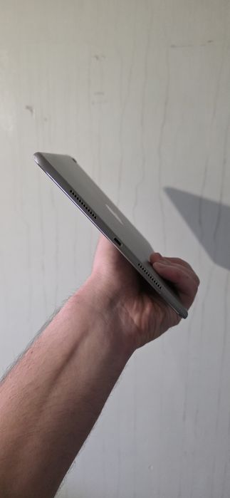 Планшет Ipad Pro 9.7 (a1673) 128 gb