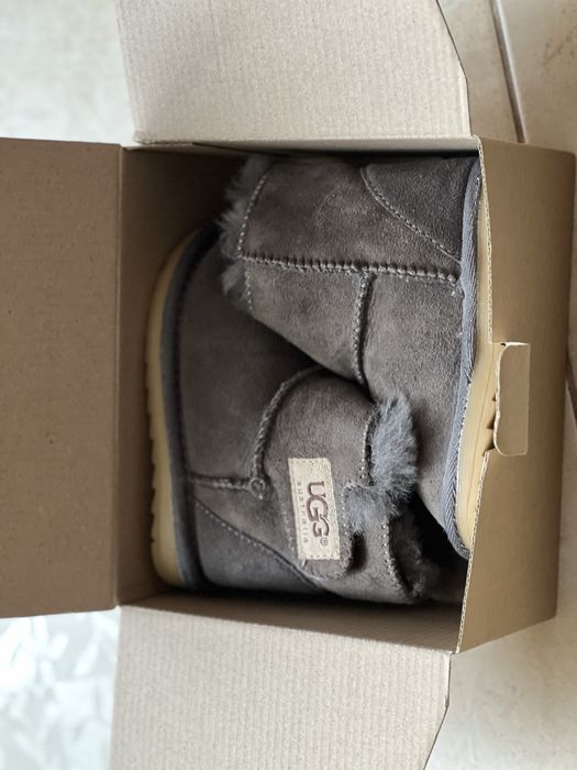 Дитячі UGG, оригінал, привезені з США, розмір 23, на ніжку 13 см