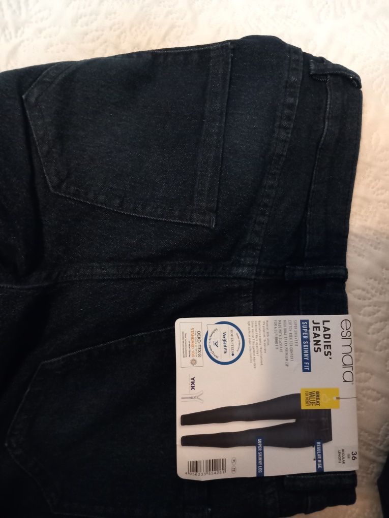 Spodnie damskie jeans nowe