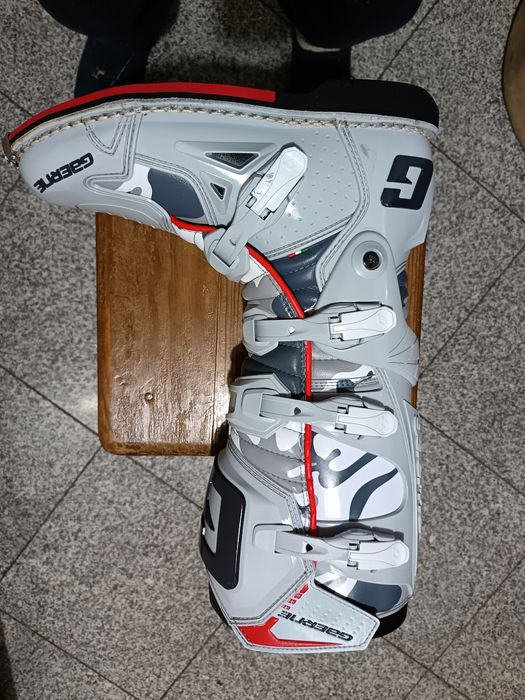 Botas gaerne fastback