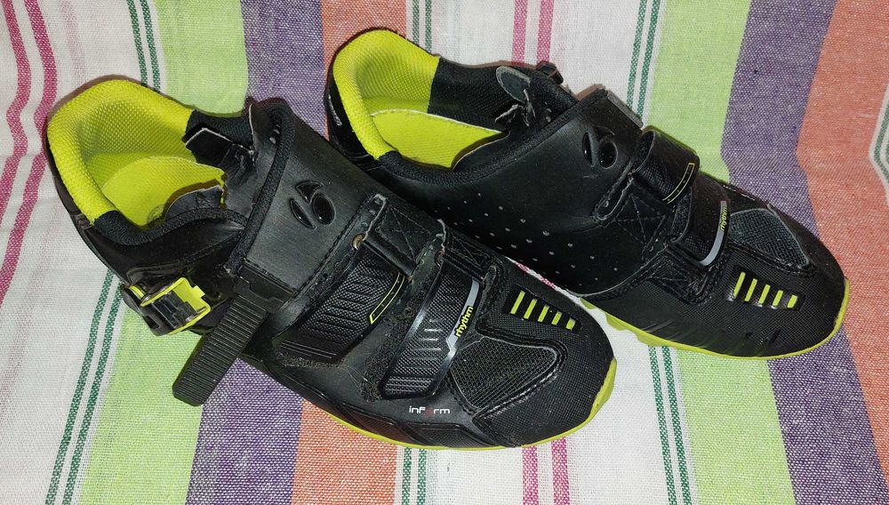 Bontrager Rhythm limonka rozmiar 42 27 cm