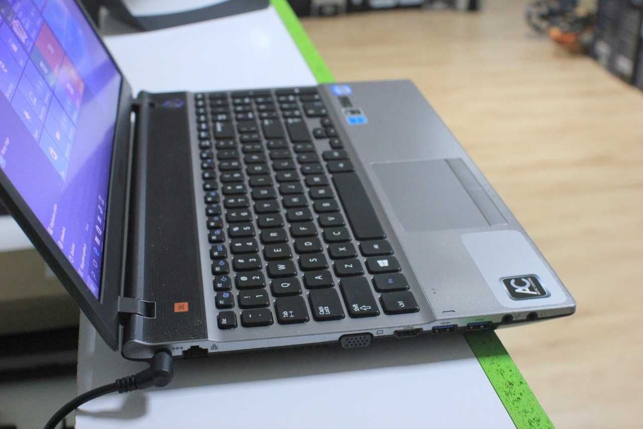 Jak Nowy Gratis - Laptop  Samsung Gwarancja 12 < Pakiet Usług informat