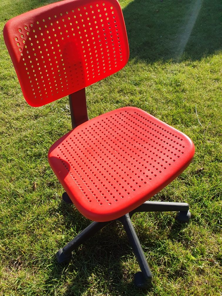 Fotel fotelik dziecięcy obrotowy Ikea