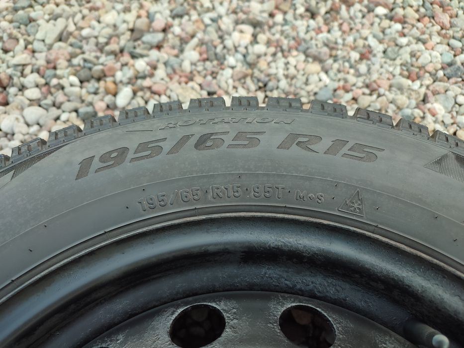 Koła zimowe Opony Pirelli 195/65 r15 5x114,3 Hyundai ix20 Kia Venga