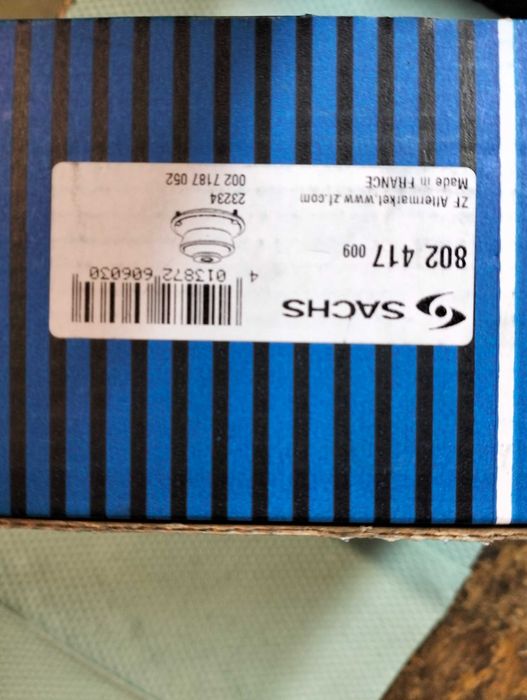 Верхняя опора стойки амортизатора на audi A3 2003-2012