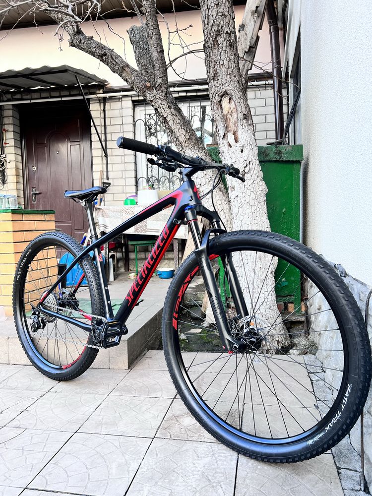 SPECIALIZED EPIC CARBON/Boost/на 29 к/ RockShox Reba/Deore/Slx/Xt