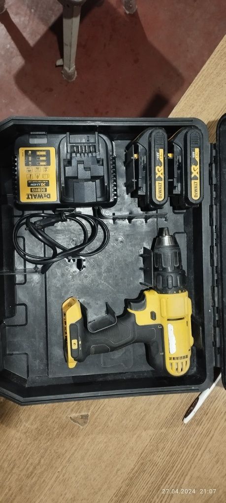 Шуруповёрт DeWalt