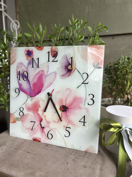 Настінний годинник,настенные часы