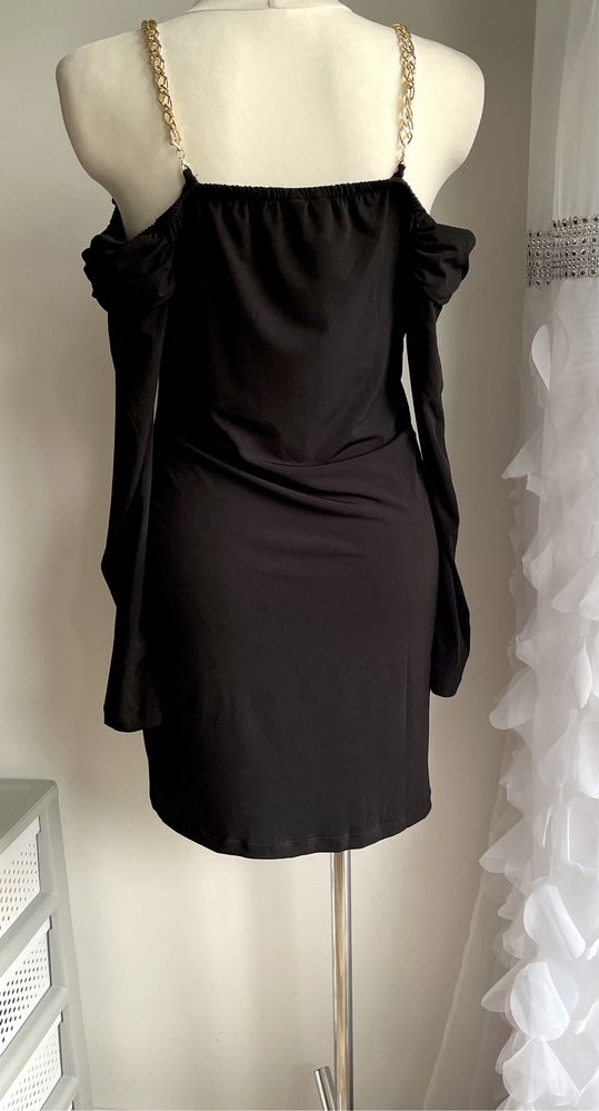 Sukienka ze streczem czarna z długim rękawem r 40/42