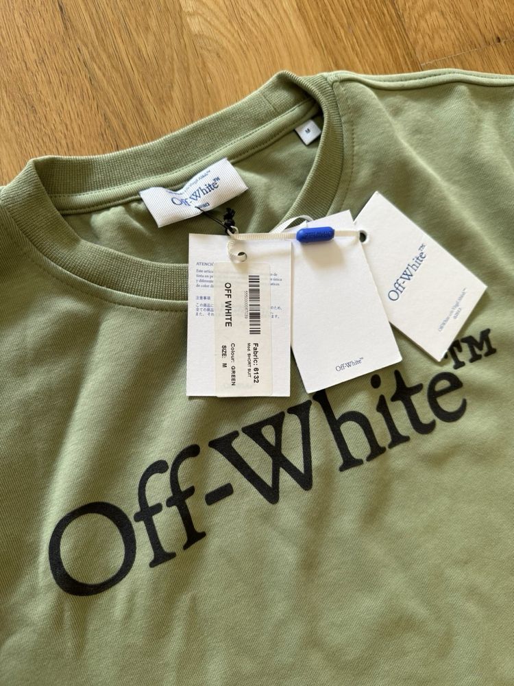 T-shirt Off-White verde tropa tam. M nova