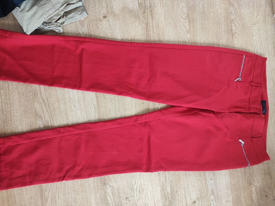 Zestaw ubrań damskich rozmiar 40L