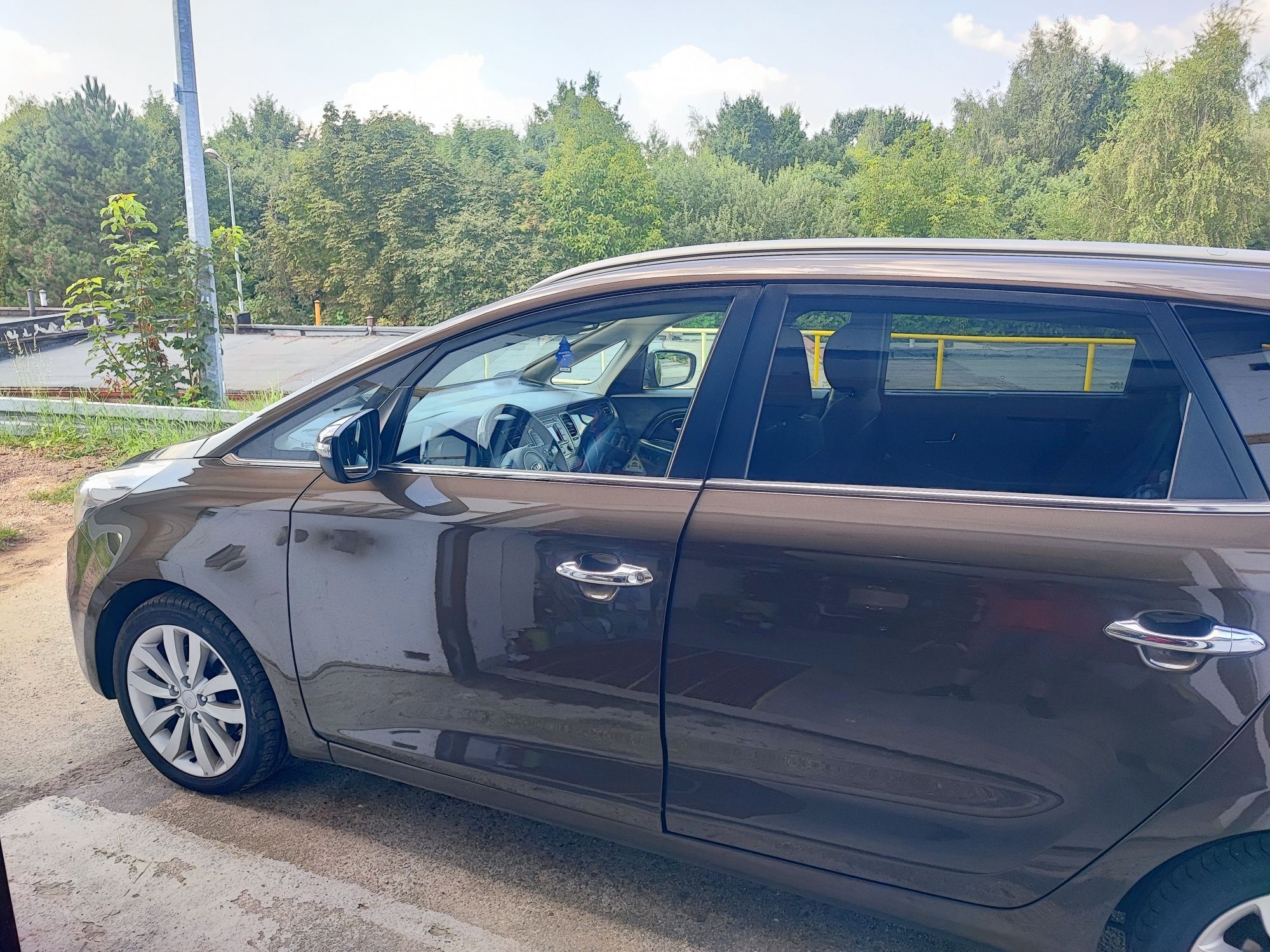 Kia Carens 1,7 CRDI  115km. Hak. Dobrze wyposażona