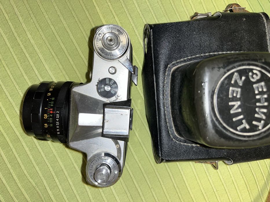 Фотоаппарат Zenit E, советский