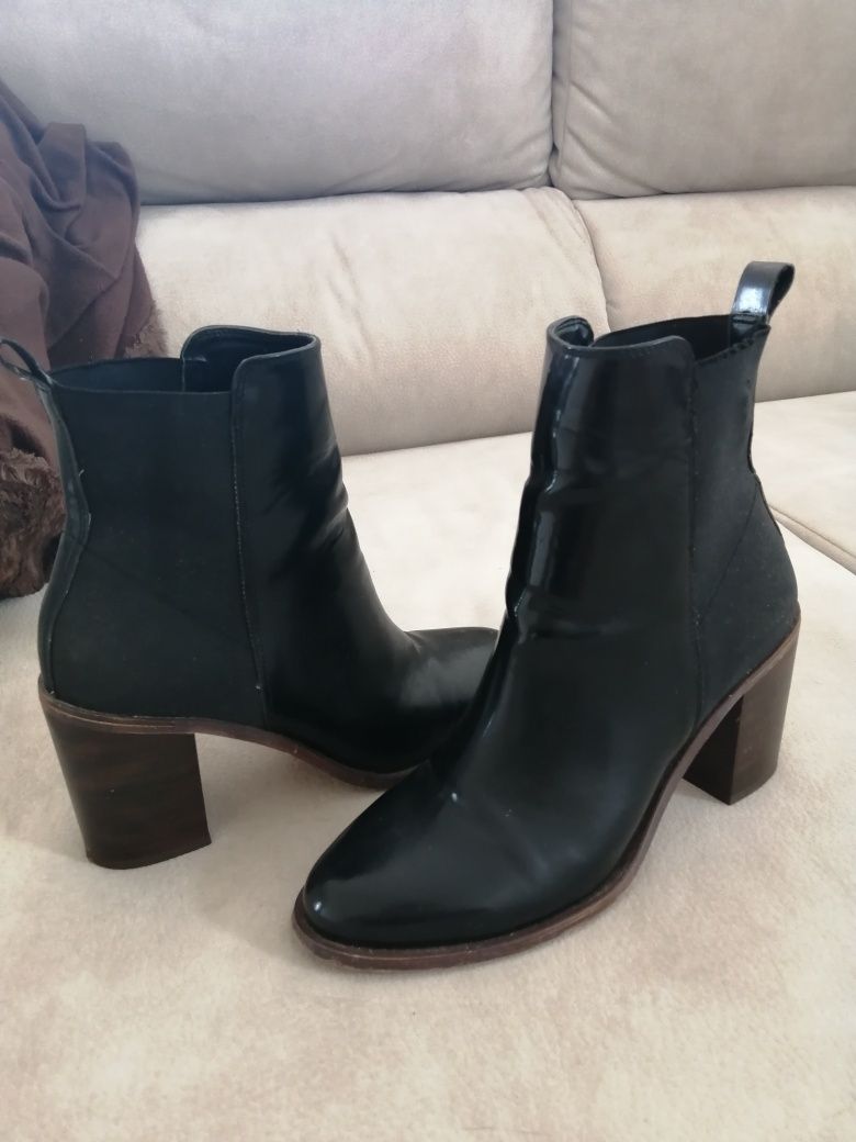 Botas Pretas - Stradivarius