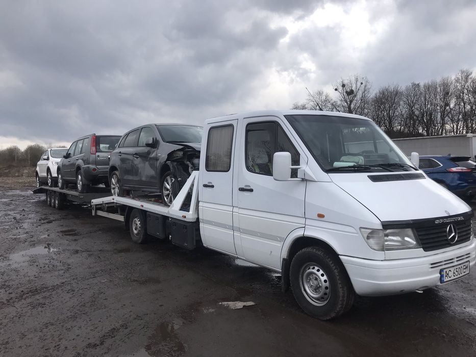 Доставка перевозка авто эвакуатор автовоз Львов Киев Одесса Днепр