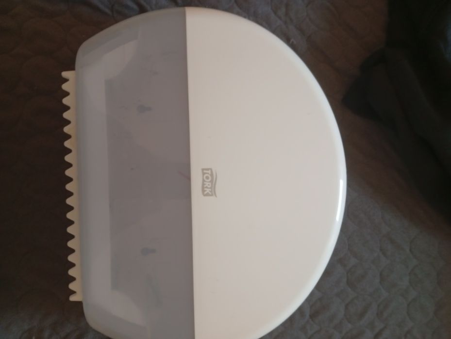 Pojemnik na papier toaletowy tork