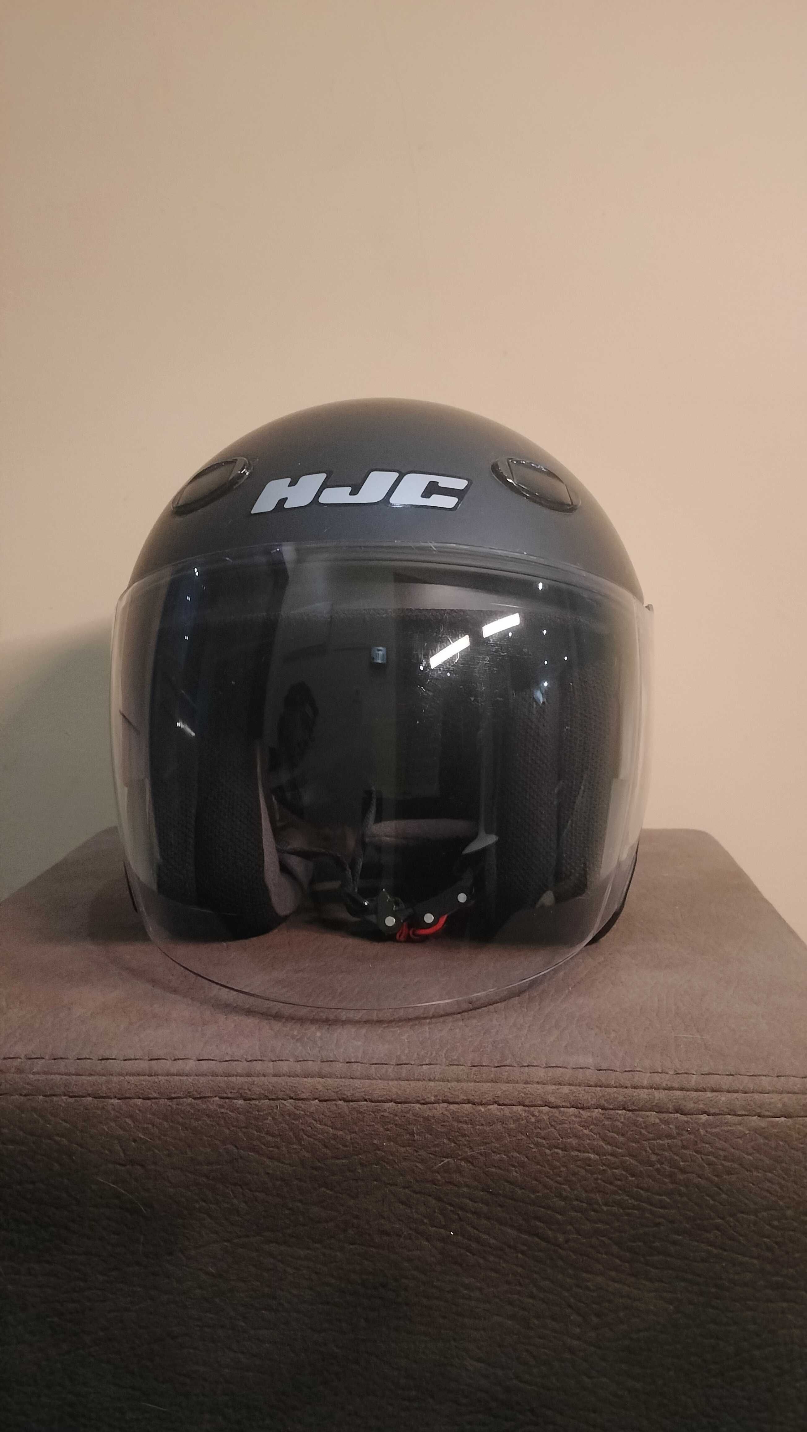 Vende-se capacete XS
