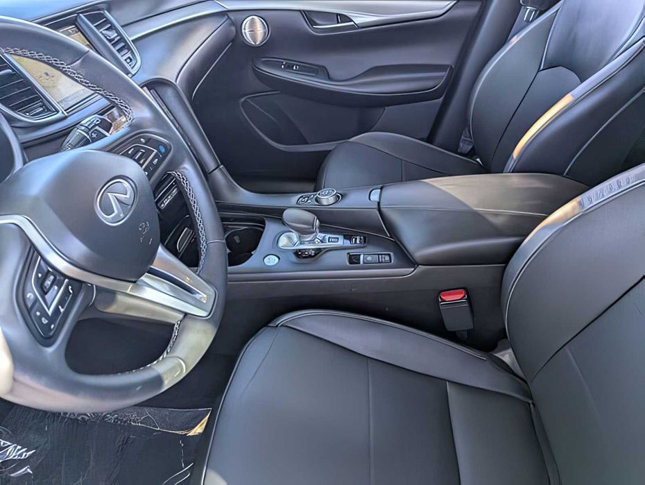 Infiniti QX50      2022