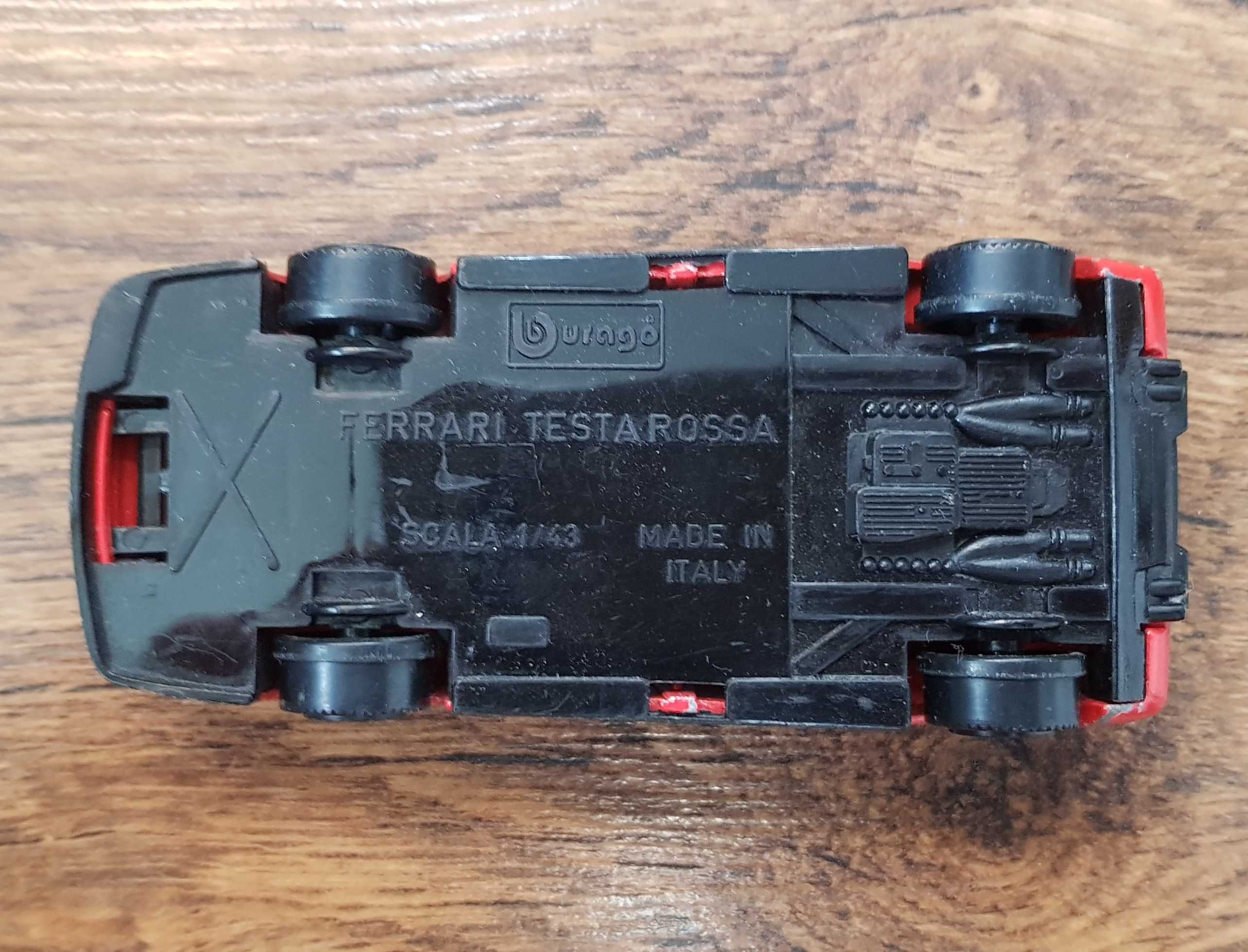 Burago, Ferrari Testarossa, 1/43