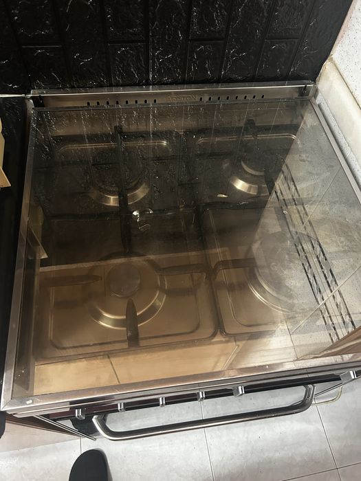 Fogão de quato bocas