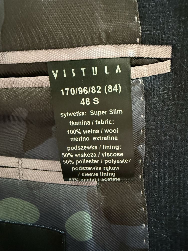 Nowy garnitur Vistula