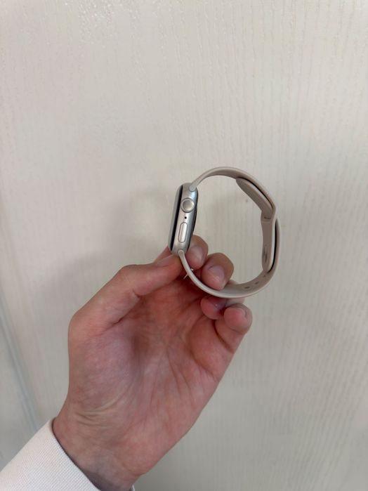Apple Watch 7 41mm Starlight