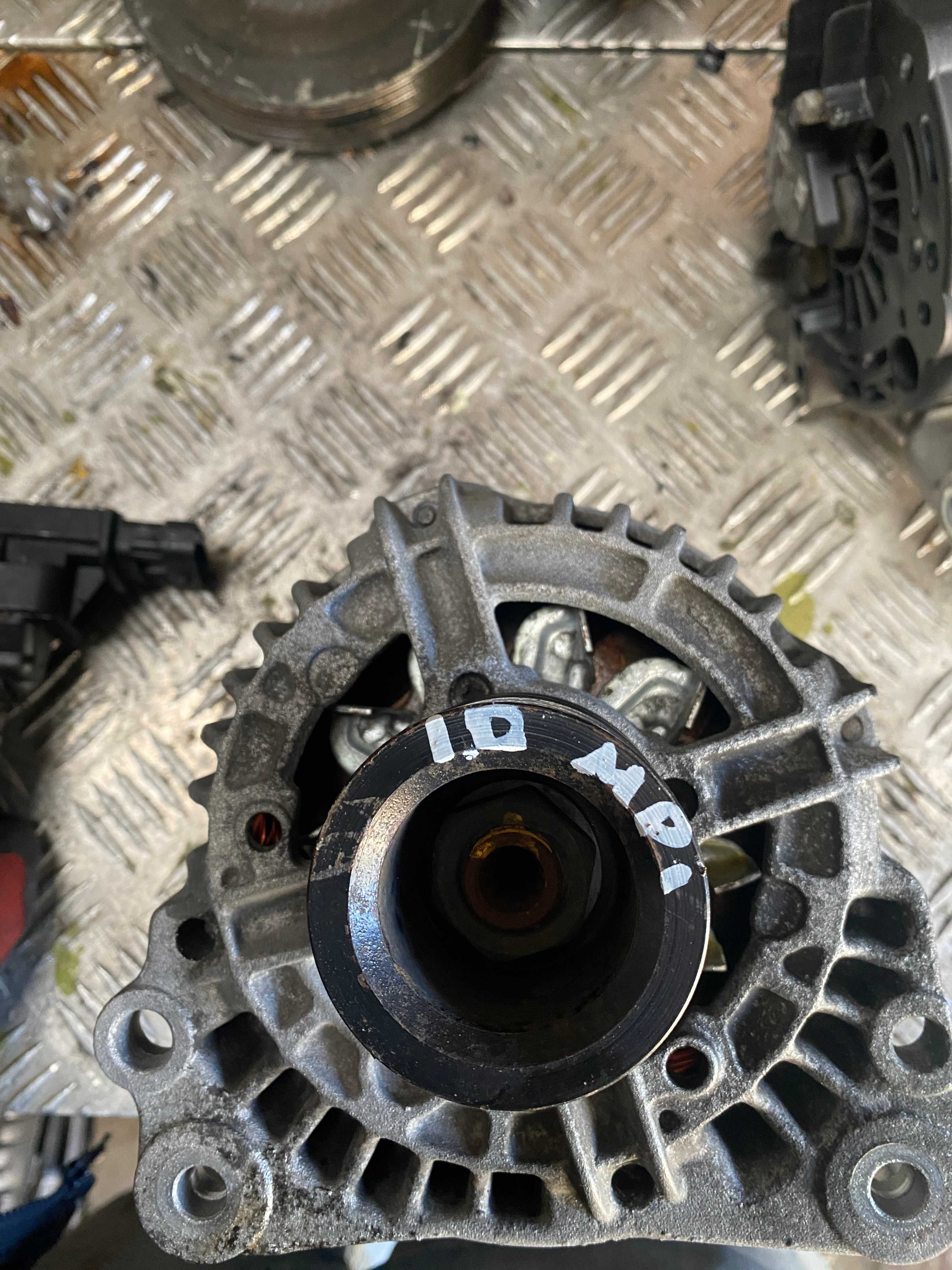 Alternator 1.0 MPI Seat Ibiza VW Polo Lupo 0379.0302.5L Bosch 70A.