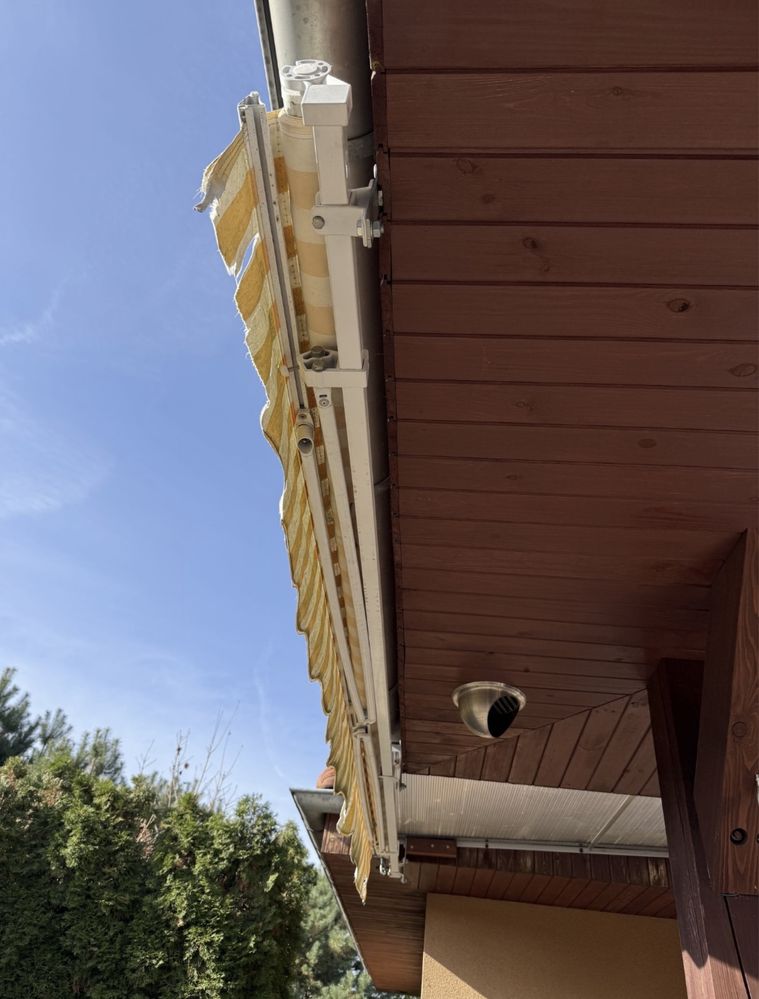 Markiza tarasowa 3,95 m manualna stan bardzo dobry