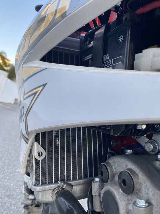 AJP PR5 250 LC - como nova