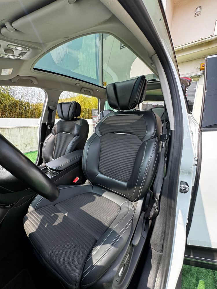 RENAUL GRAND SCENIC BOSE dCi