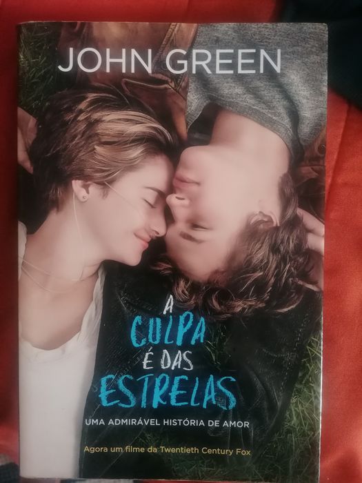 Livro "A Culpa é das Estrelas", de John Green