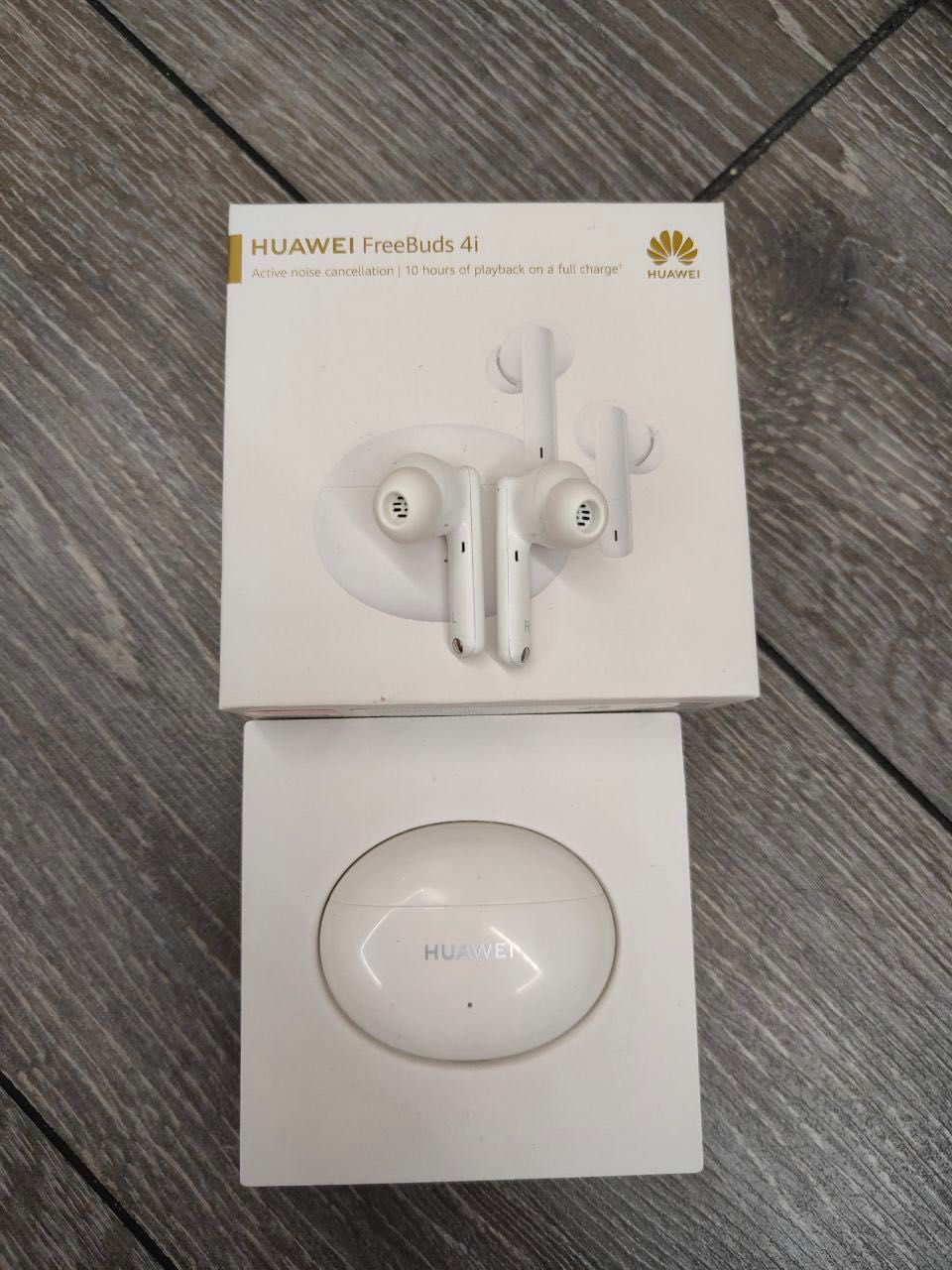 Продаю навушники Huawei FreeBuds 4i у гарному стані по ціні домовимося