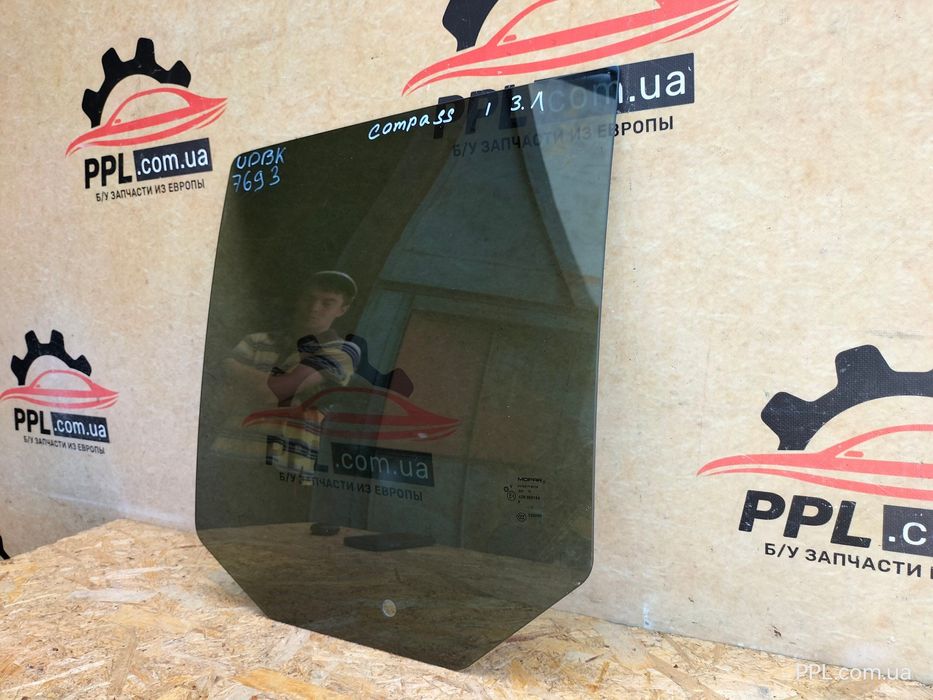 Jeep Compass I 2006-2016 стекло двери заднее левое 12 год