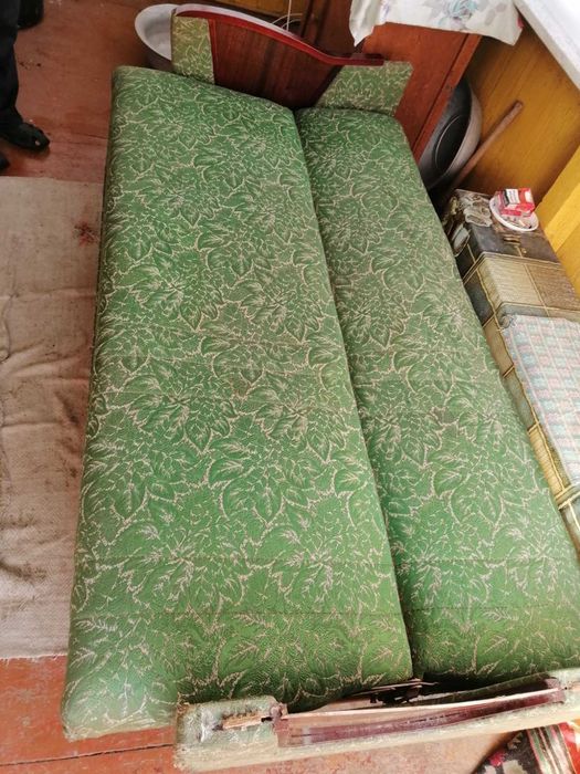 Діван Діван Діван