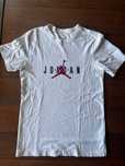 T-shirt Nike Air Jordan branca tamanho M
