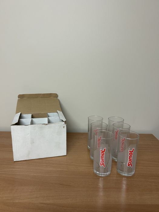 Copos de sumo/água da Sumol