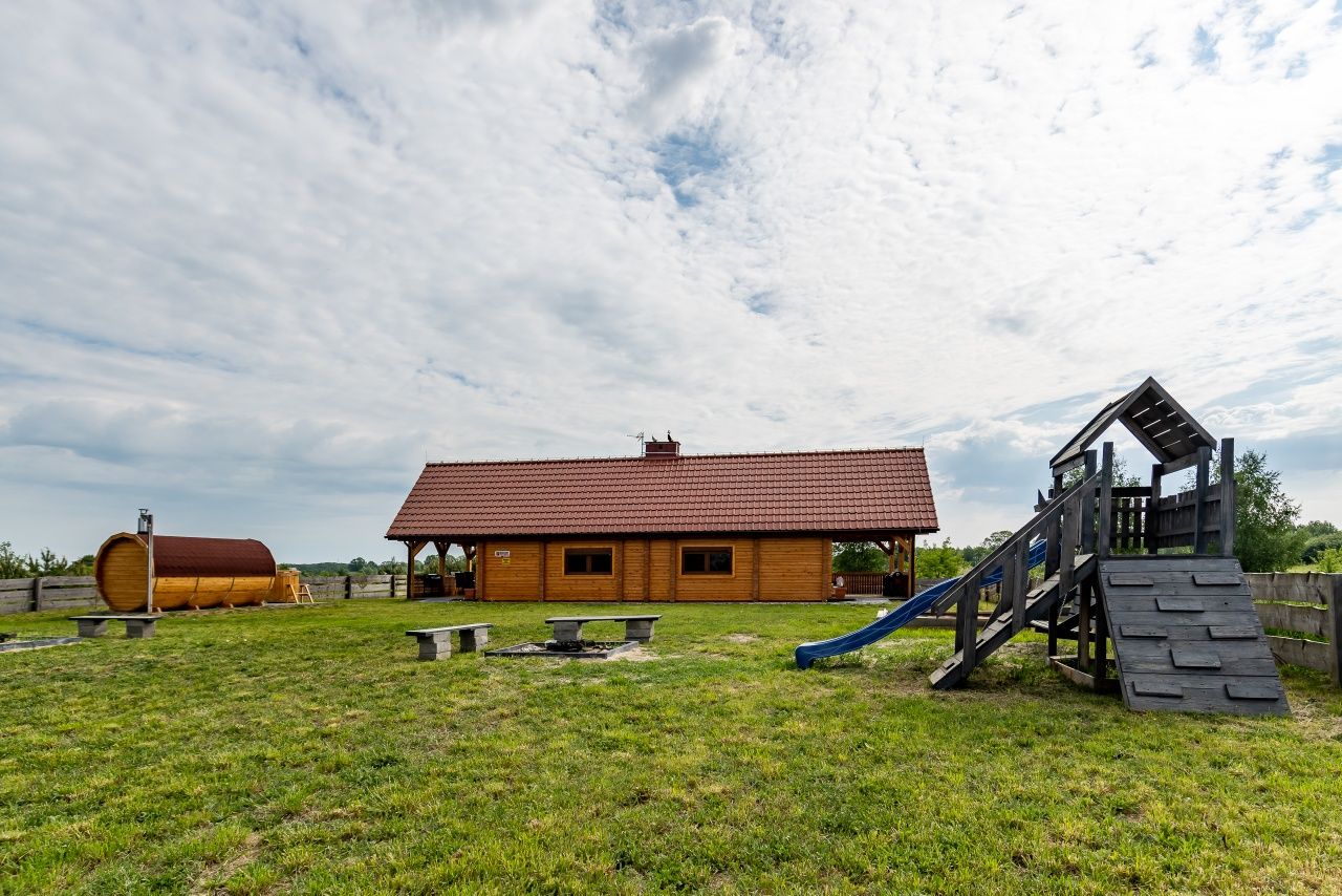 Komfortowy dom bliźniak z bala Sauna Jacuzzi  jezioro Świętajno
