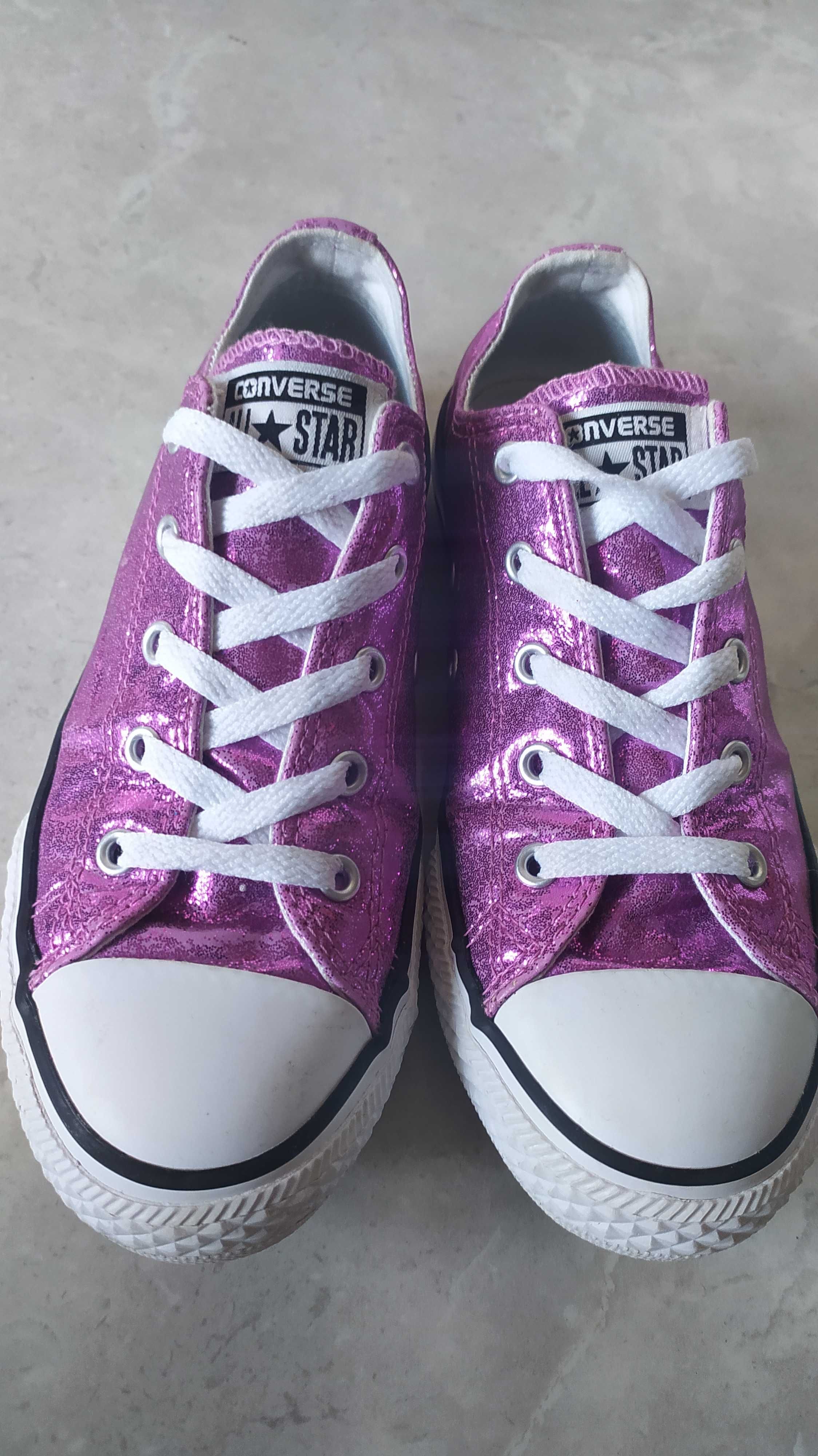 Piękne trampki Converse 34r jak nowe