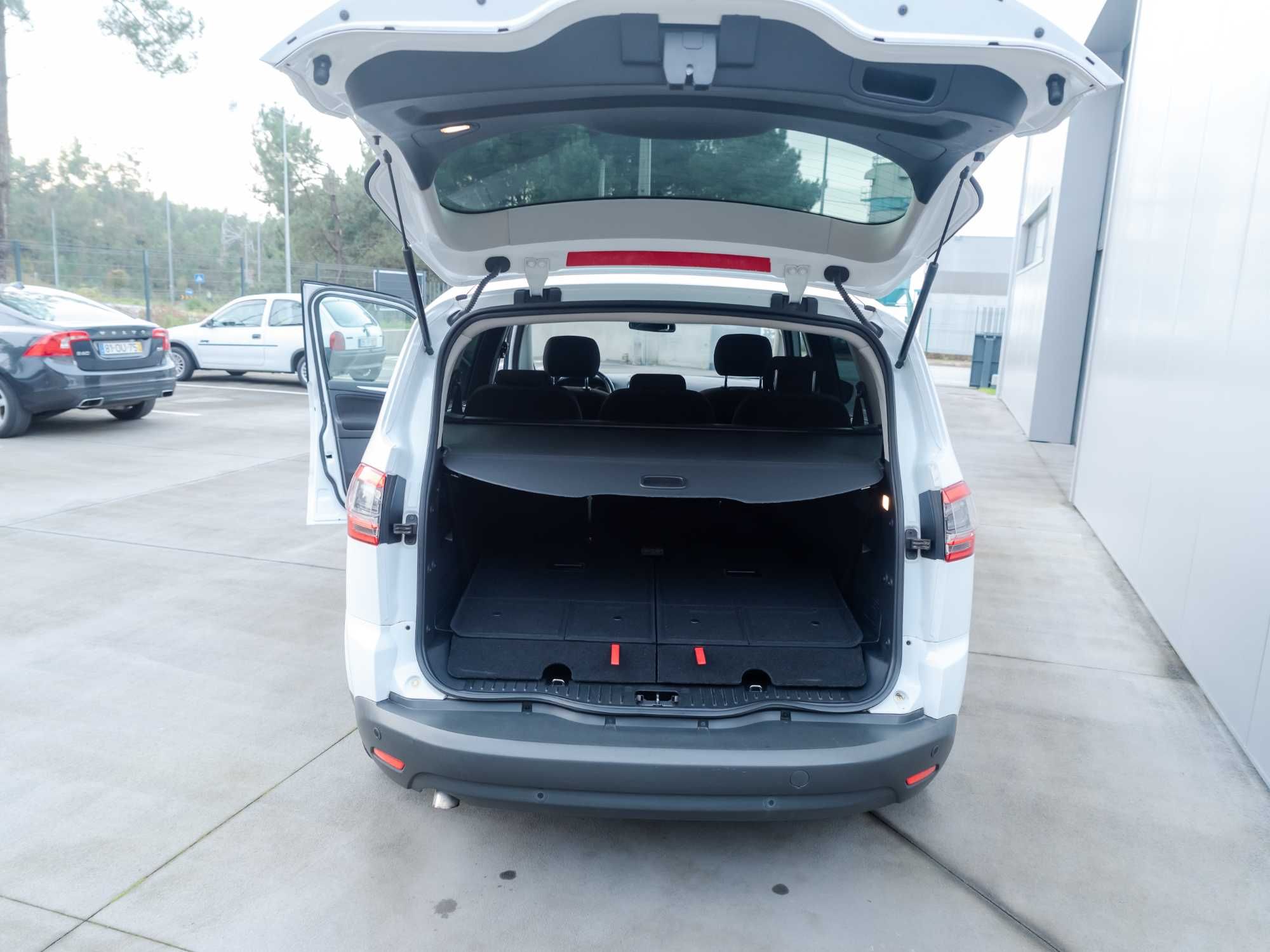 FORD S-MAX 1.6 ECOBOOST TITANIUM